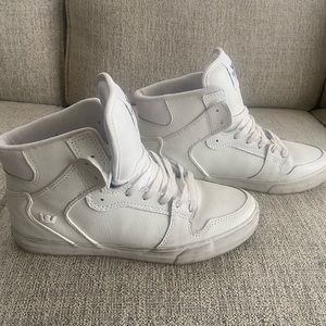 Men’s Supra Size 10. White all over